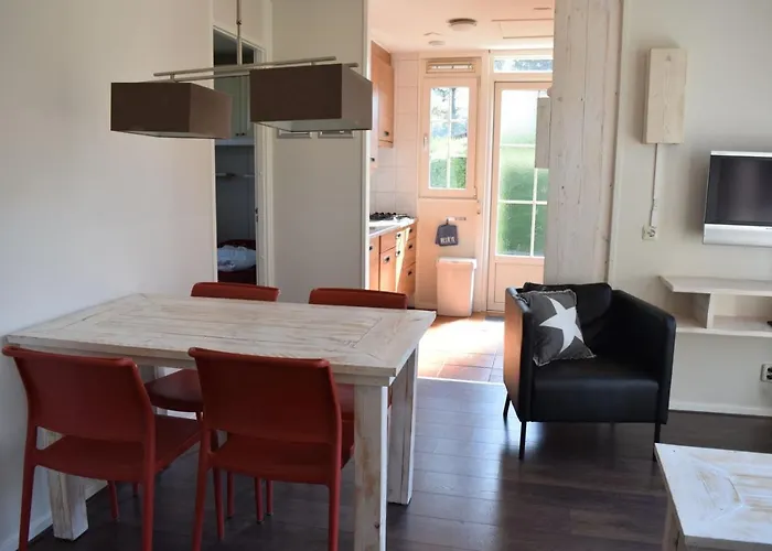 Chalet Heuveltjes 4 Pers. *